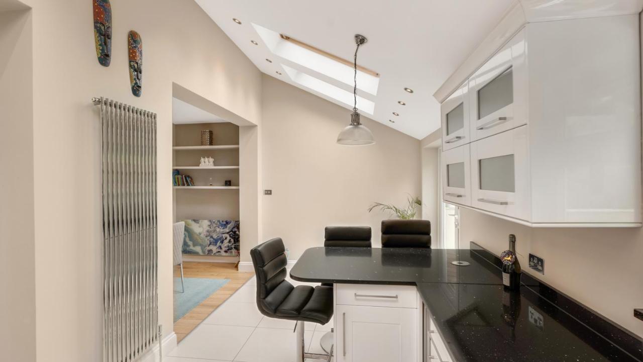 לונדון Cosy Luxurious Family Home מראה חיצוני תמונה