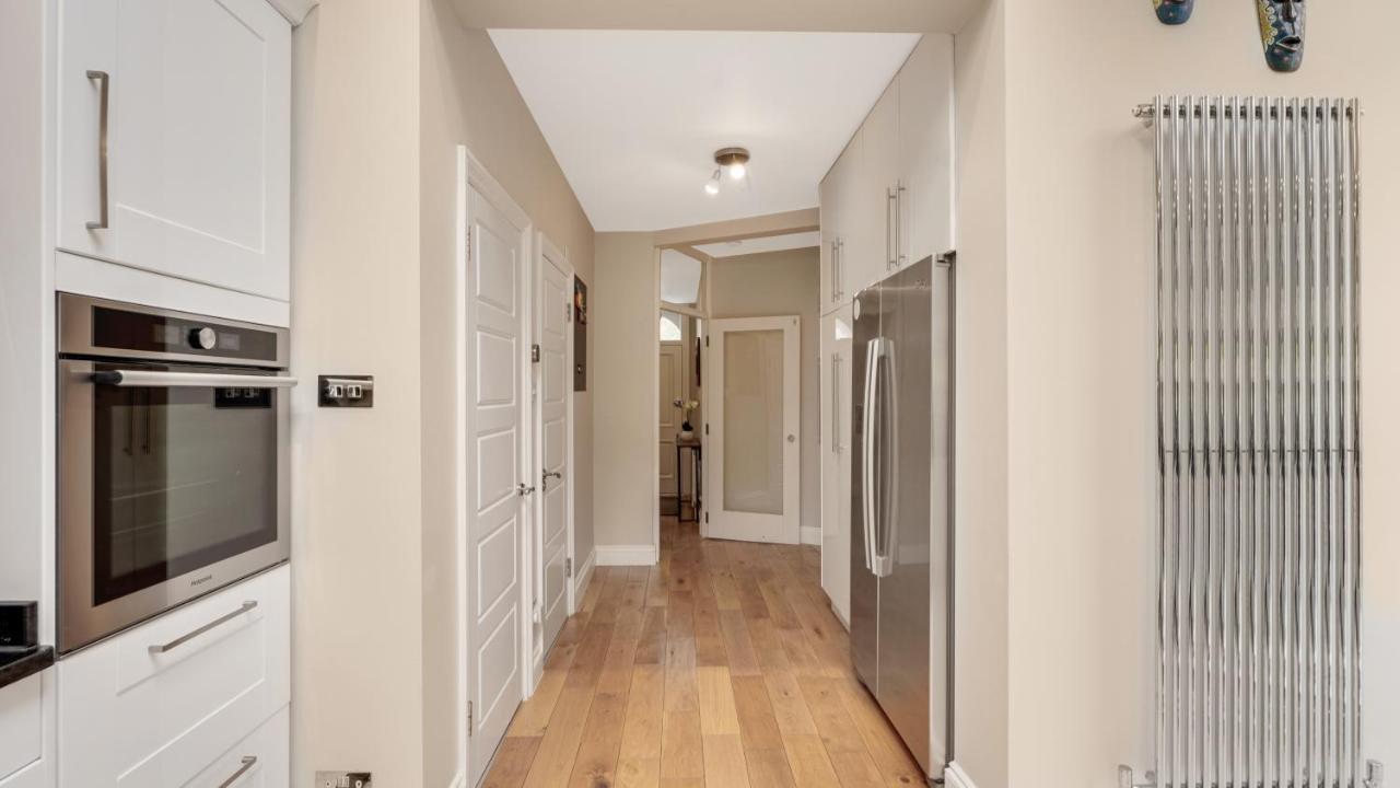 לונדון Cosy Luxurious Family Home מראה חיצוני תמונה