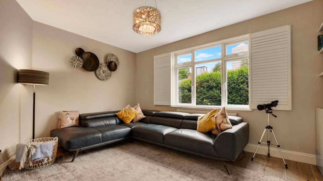 לונדון Cosy Luxurious Family Home מראה חיצוני תמונה