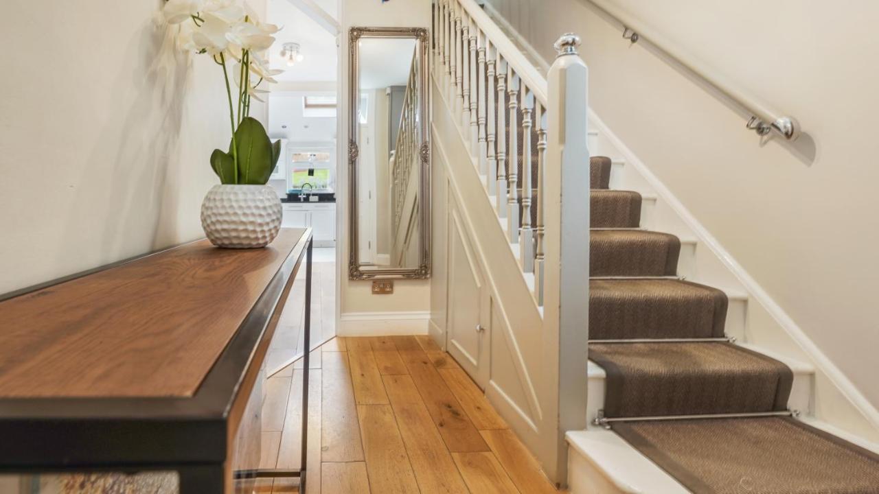 לונדון Cosy Luxurious Family Home מראה חיצוני תמונה